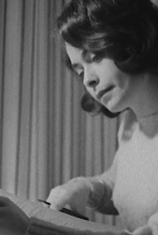 Poster 1 de Curta A Modern Coed (1966)