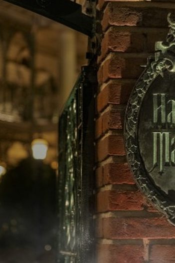 Poster de Episódio Haunted Mansion (2021)