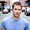 Luke Macfarlane - Foto 1