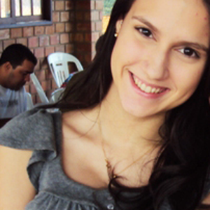Foto de perfil de Mônica Oliveira