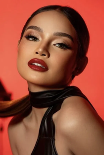 Xyriel Manabat - Poster 1