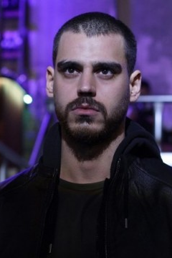 Poster de Episódio 1. Bölüm (2022)