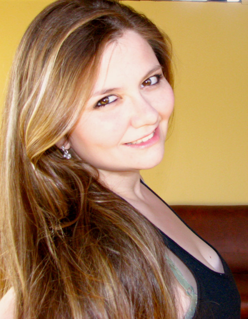 Flávia Freitas - Foto 1