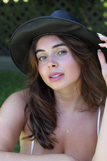 Mila Santos (II)