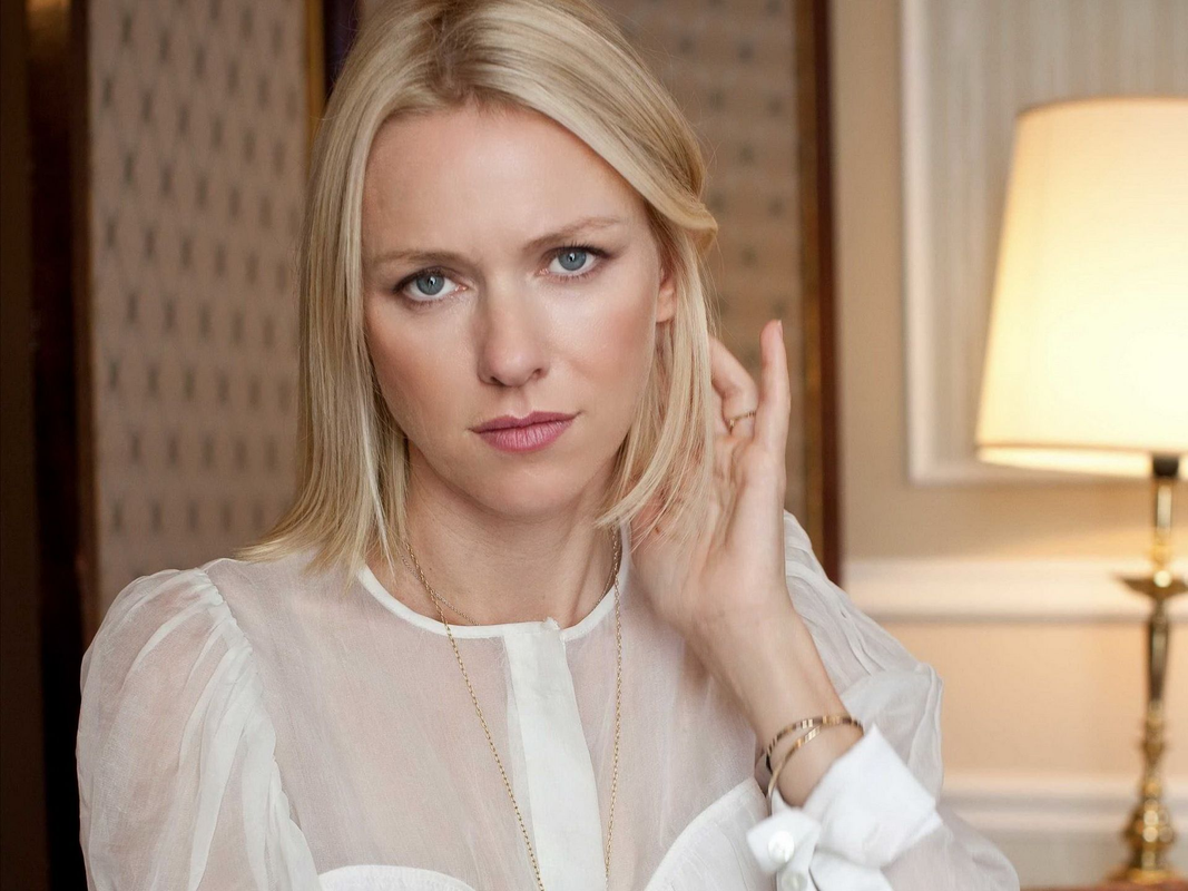 Naomi Watts - Foto 21