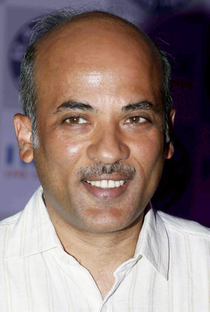 Sooraj R. Barjatya - Poster 1