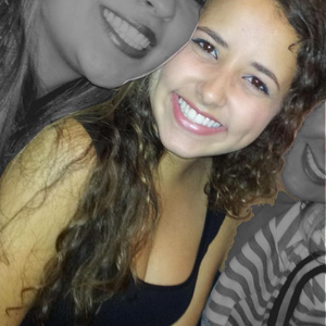 Foto de perfil de Ana Júlia Teixeira