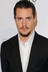 Alexander Dreymon