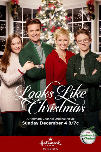  de Filme Looks Like Christmas (2016)