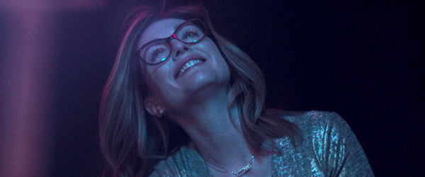Julianne Moore vive novo amor em trailer de Gloria Bell; Assista!