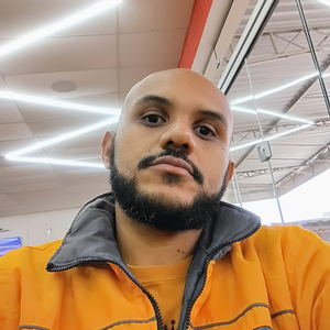 Foto de perfil de Rafael Lazaro