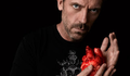 Hugh Laurie poderá viver vilão em Tomorrowland