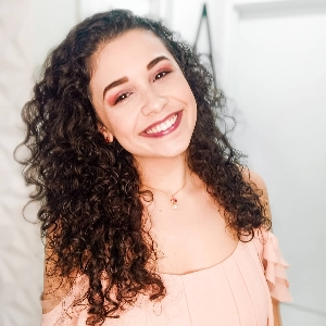 Foto de perfil de Liana Ribeiro