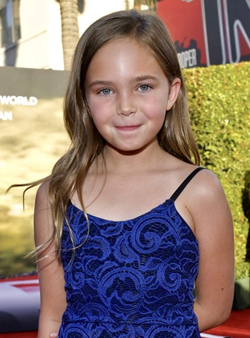 Ryan Kiera Armstrong - Foto 1