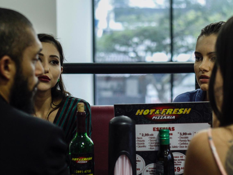 Foto 6 de Vermelho Profundo