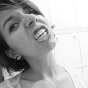 Foto de perfil de Mariane Ribeiro
