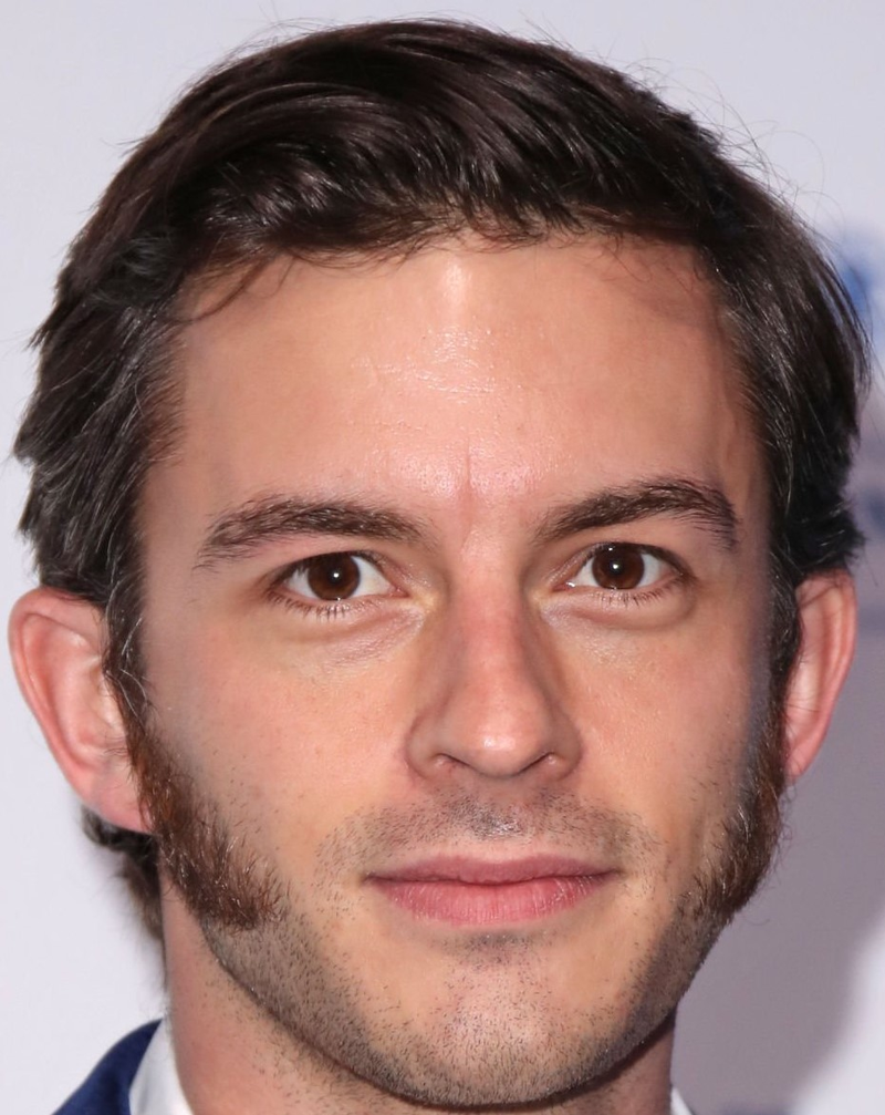 Jonathan Bailey - Foto 1