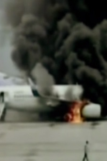 Poster de Episódio Fire On Board (2011)