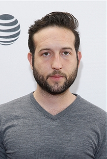 Chris Marquette - Poster / Capa / Cartaz - Oficial 1