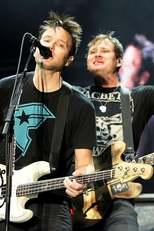 Blink-182 - Live At Reading & Leeds Festival (Blink-182 - Live At Reading & Leeds Festival)