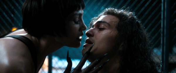 Jennifer Lopez brilha em novo trailer de “O Beijo da Mulher-Aranha”