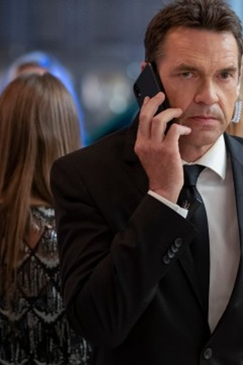 Poster de Episódio Down, Down, Down (2019)