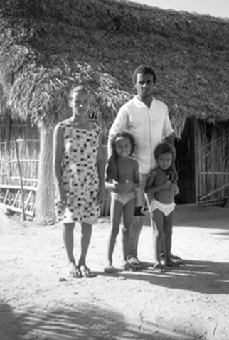 Poster 1 de Curta Cura Dor  (2003)