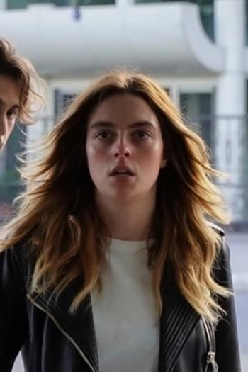 Poster de Episódio 28. Bölüm (2021)