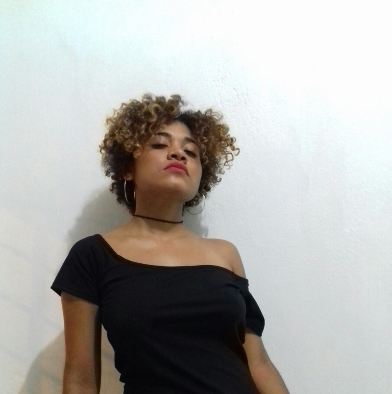 Larissa Soares - Foto 1