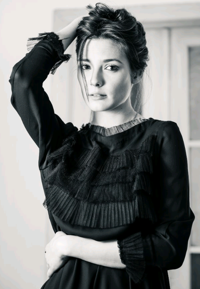 Lorina Kamburova - Foto 1