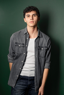 Antonio Dean - Poster / Capa / Cartaz - Oficial 1