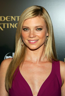 Amy Smart - Poster 1