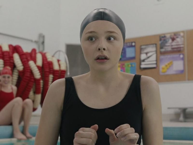 Foto 1 de Carrie, a Estranha