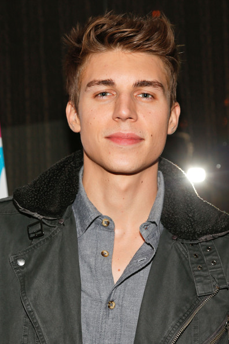 Nolan Gerard Funk - Foto 5