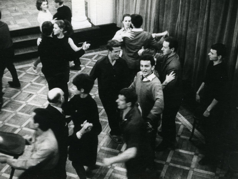 Foto 1 de The Singing Lesson