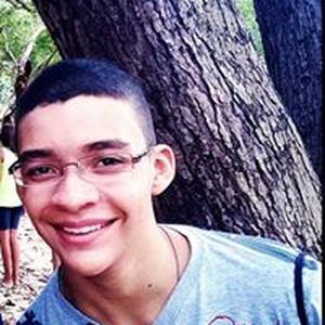 Foto de perfil de Adrian