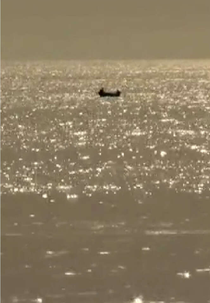 Distance-Landscape: Fishermen in the Same Sea (Paisaje-Distancia: Pescaderos en el mismo mar)