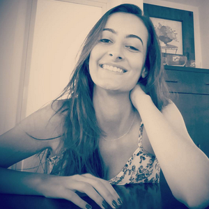 Foto de perfil de Caroline Lemos
