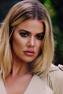 Khloé Kardashian - Poster 1