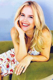 Kelly Preston - Poster 1
