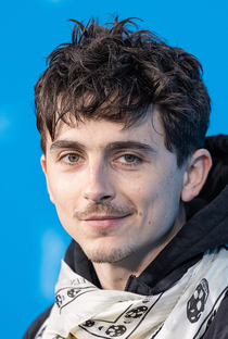 Timothée Chalamet - Poster 1