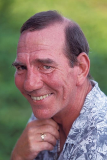 Pete Postlethwaite - Poster / Capa / Cartaz - Oficial 3