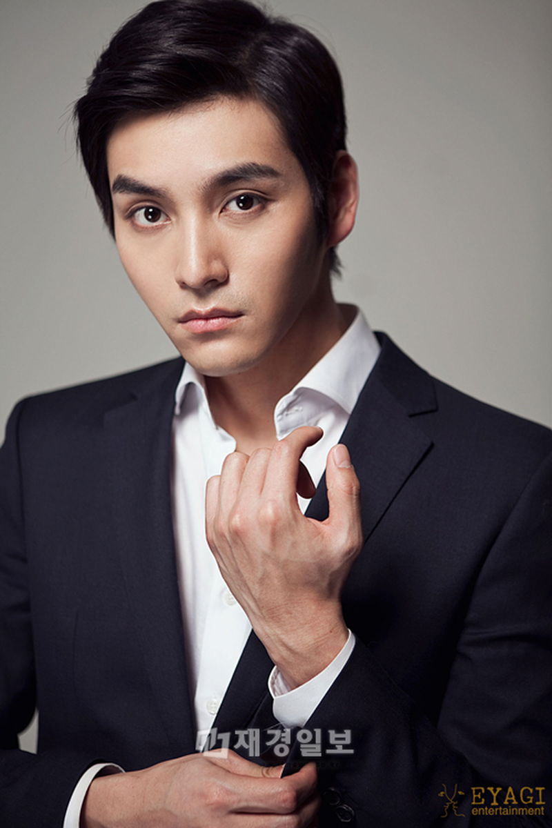 Sung Joon Choi (I) - Foto 2