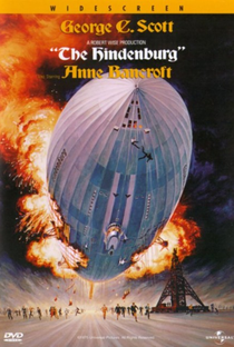 O Dirigível Hindenburg - Poster / Capa / Cartaz - Oficial 8