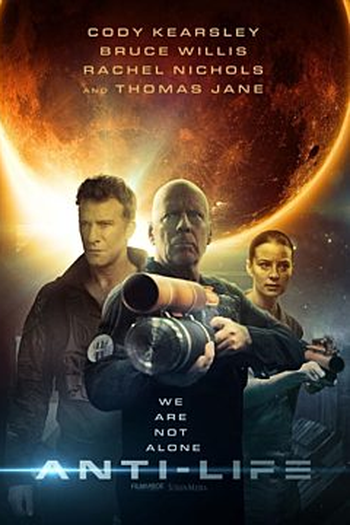  de Filme Ameaça no Espaço (2020)