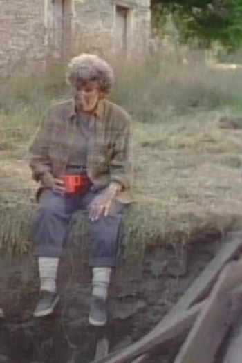 Poster de Episódio Burnt River (1993)