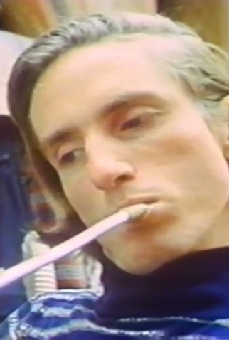 Poster 3 de Curta Gravity Is My Enemy (1977)