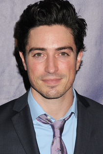 Ben Feldman - Poster / Capa / Cartaz - Oficial 3