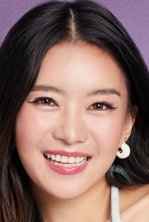 Pearwah Chatchaipholrat - Poster 1