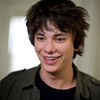 Devon Bostick - Foto 7